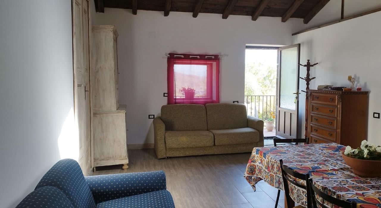 Alessio - Con Piscina Sull'etna Holiday home